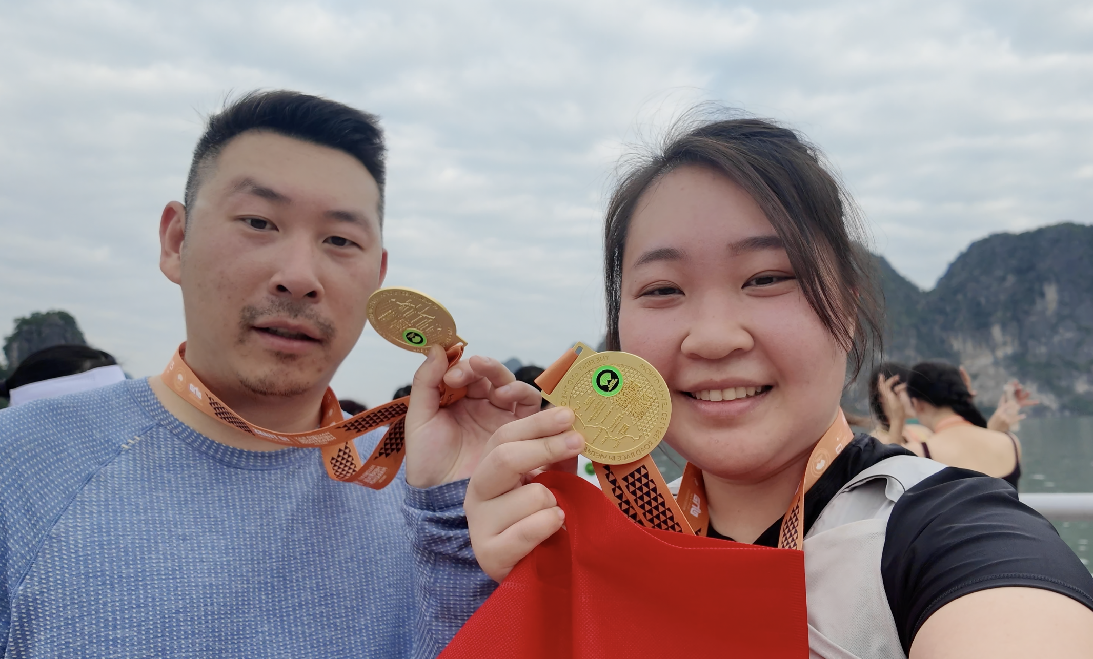 Ha Long Bay Marathon 2025: Running the 10km With Karst Views & What to Expect